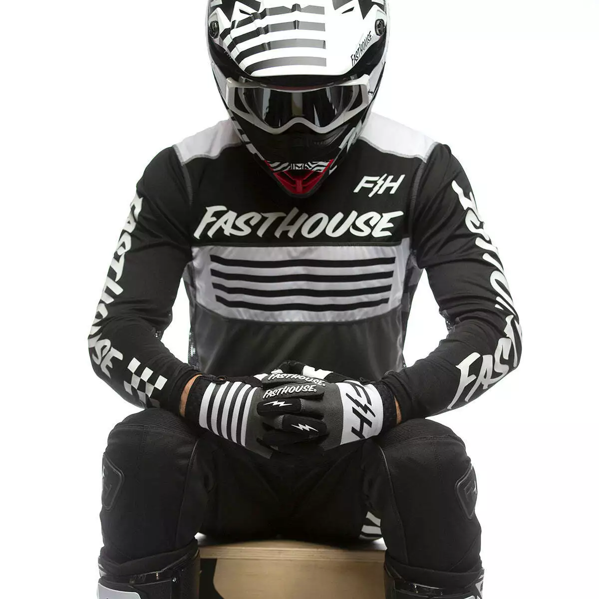 Fasthouse Grindhouse Omega Jersey - Black/Grey - S 5 Fasthouse Grindhouse Omega Jersey - Black/Grey - S - Image 3