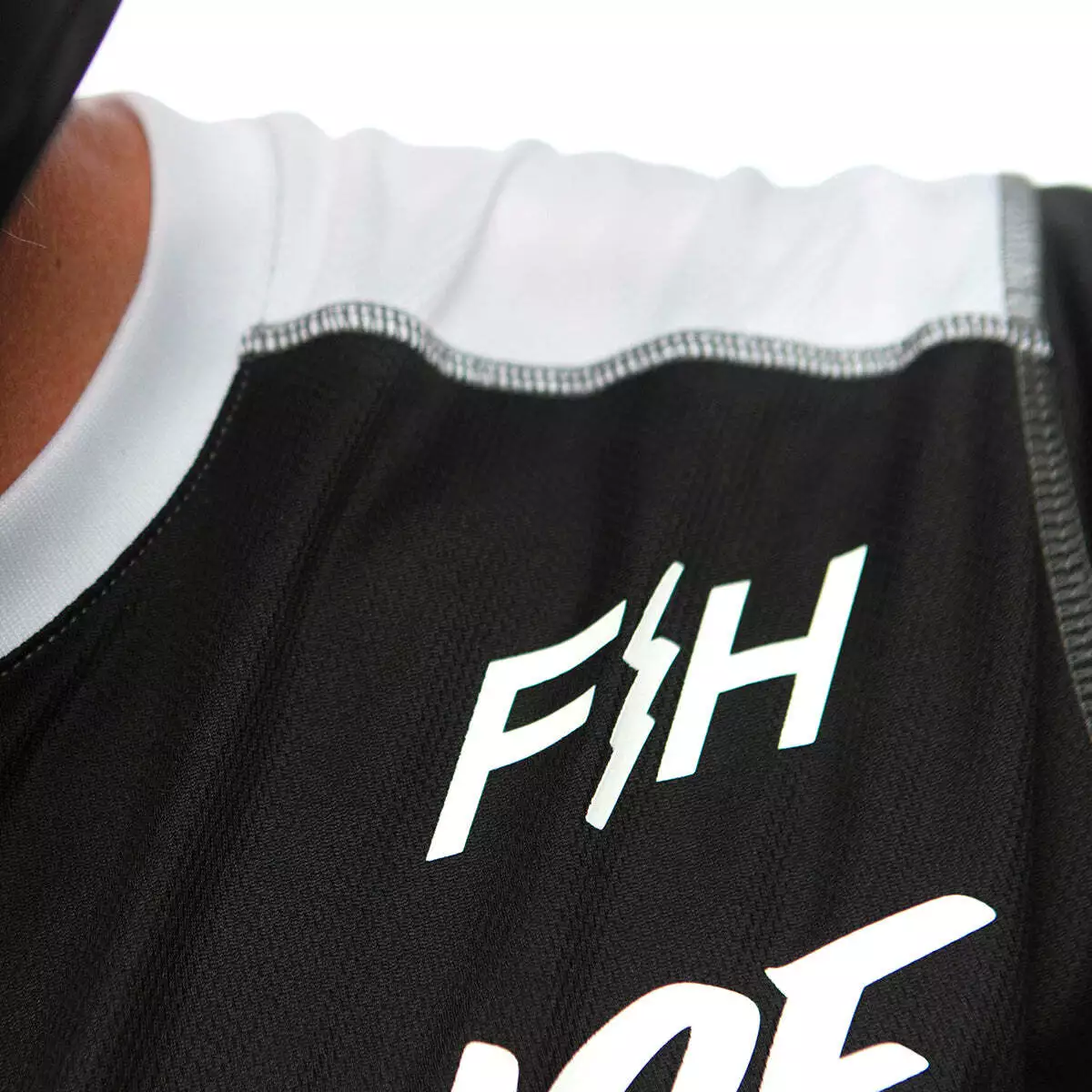 Fasthouse Grindhouse Omega Jersey - Black/Grey - S 8 Fasthouse Grindhouse Omega Jersey - Black/Grey - S - Image 6